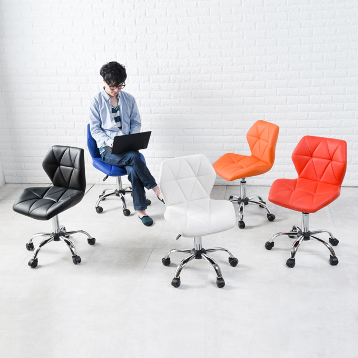 キャスターチェア 座面高45ー57cm 高さ調整 オフィス チェア キャスター付き ＰＶＣ クッション 肘なし 回転 昇降式 ガス昇降式 デスクチェア パソコン デザインチェア オフィスチェア