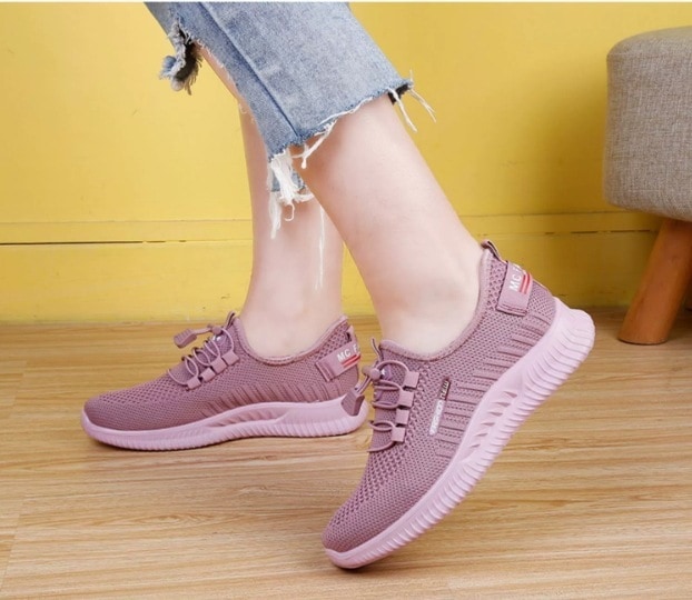 靴 スニーカー レディースシューズ レディーススニーカー 厚底スニーカー 厚底 痛くない 歩きやすい 履きやすい 走れる 疲れにくい かわいい 可愛い シンプル カジュアル おしゃれ お洒落