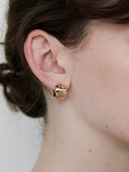 bumpy onetouch earring _2color おしゃれ ピアス 韓国ファッション 韓国コスメ 韓国ブランド レディースファッション アクセサリー ピアス 指輪 韓国人気 ア