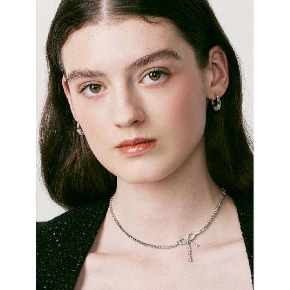 VINTAGE HOLLYWOOD Twinkle Ribbon Drop Necklace VH249ONE0