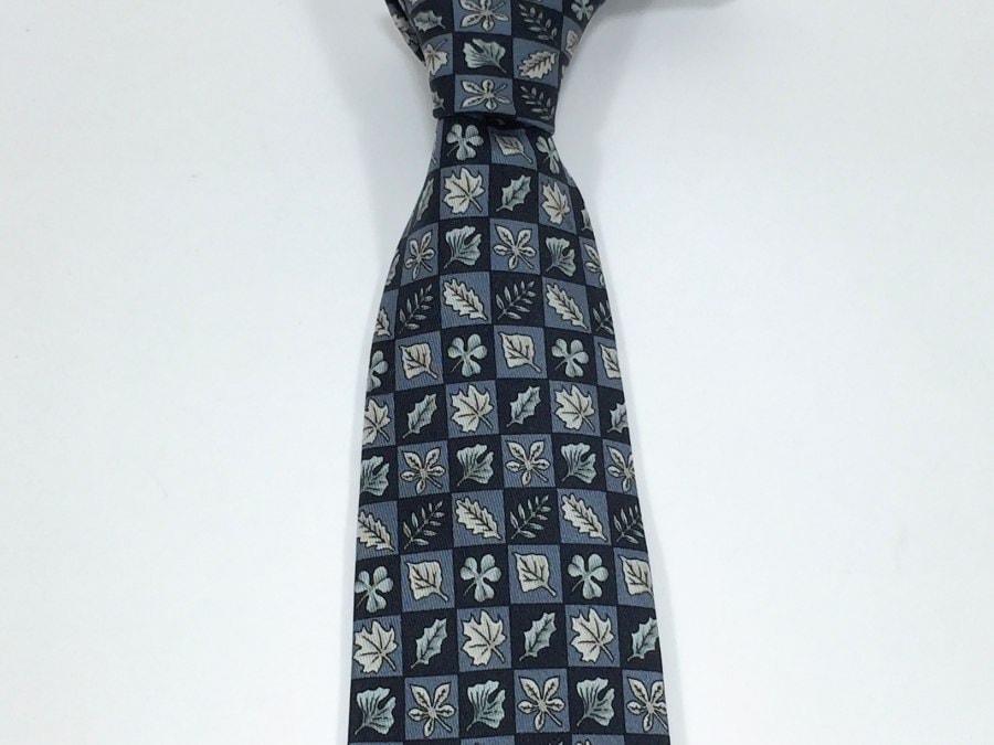 ネクタイ シルク ネイビー系 リーフ柄 【中古品】
