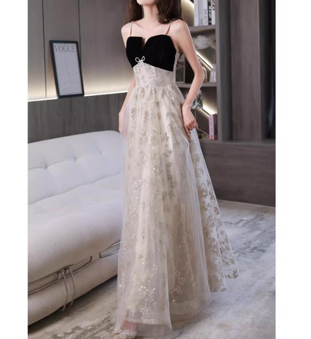 ドレス　ノースリーブ　発表会　結婚式　パーティー　可愛い　披露宴　大きいサイズ　演奏会　二次会　姫系