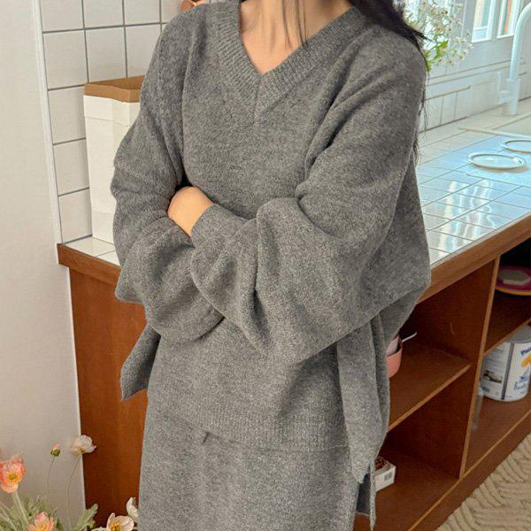 Hスタイル(SET)マインVネックニットスカートセット 秋 女性 トレーニングウェアセット 長袖 スウェットセット