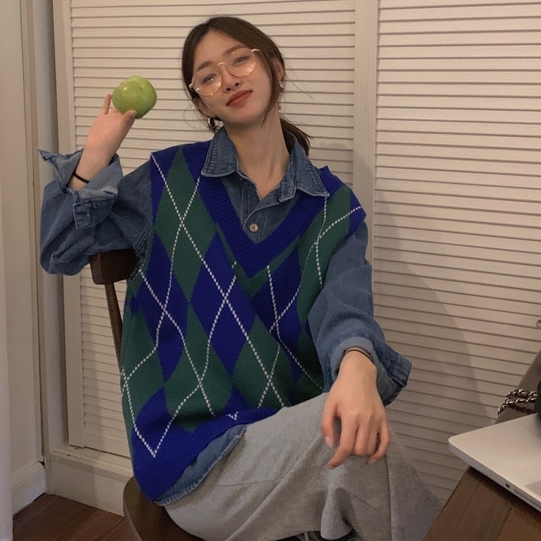 ニットベスト トップス ベスト 袖なし Vネック かわいい 大人可愛い おしゃれ お洒落 レトロ 5,191円