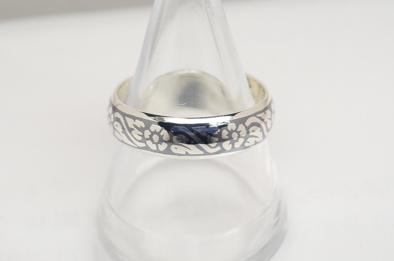 花柄とツタ模様の和風メタルコーティングシルバーリング