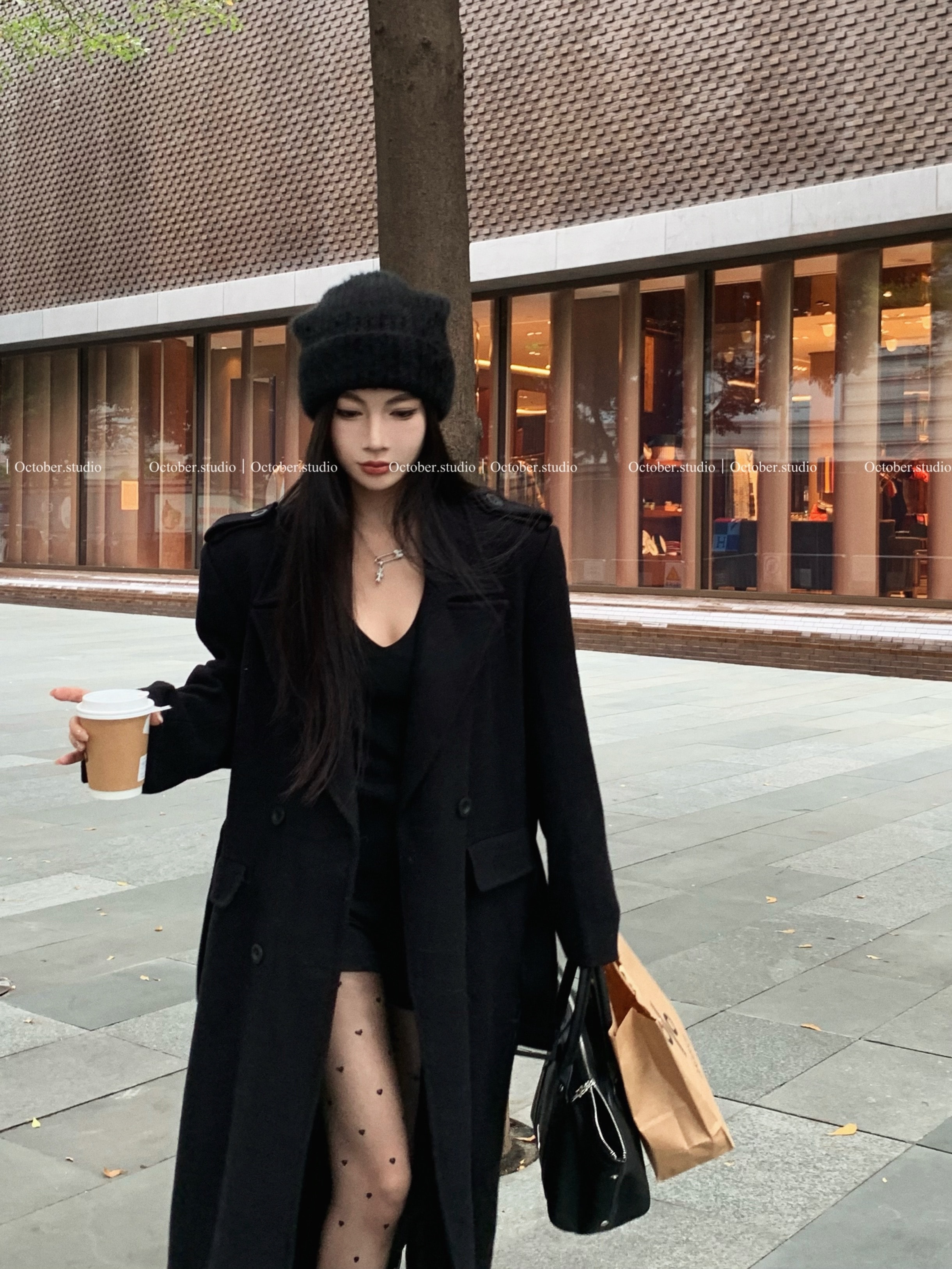 1色FREE韓国黒で高級感のあるモッズコート女らしい秋冬の雰囲気ショルダーパッドウエストダウンミディアムロングニーハイトレンチコートダッフルコート