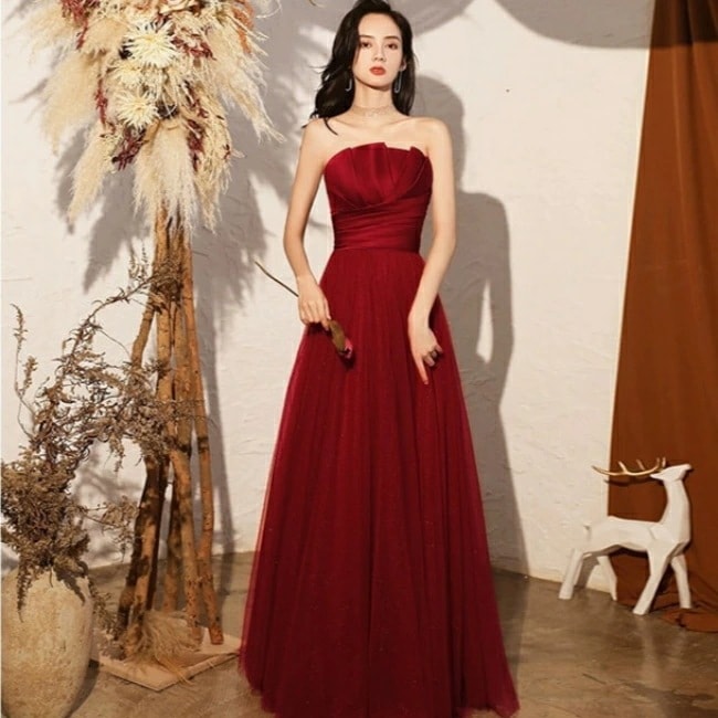 レッド　パーティードレス 結婚式 ワンピース カラードレス パーティードレス 結婚式ドレス 袖なし レース ウエディングドレス ロング丈　マキシ丈　演出舞台 大きいサイズ 大人 上品 お呼ばれ 二次会