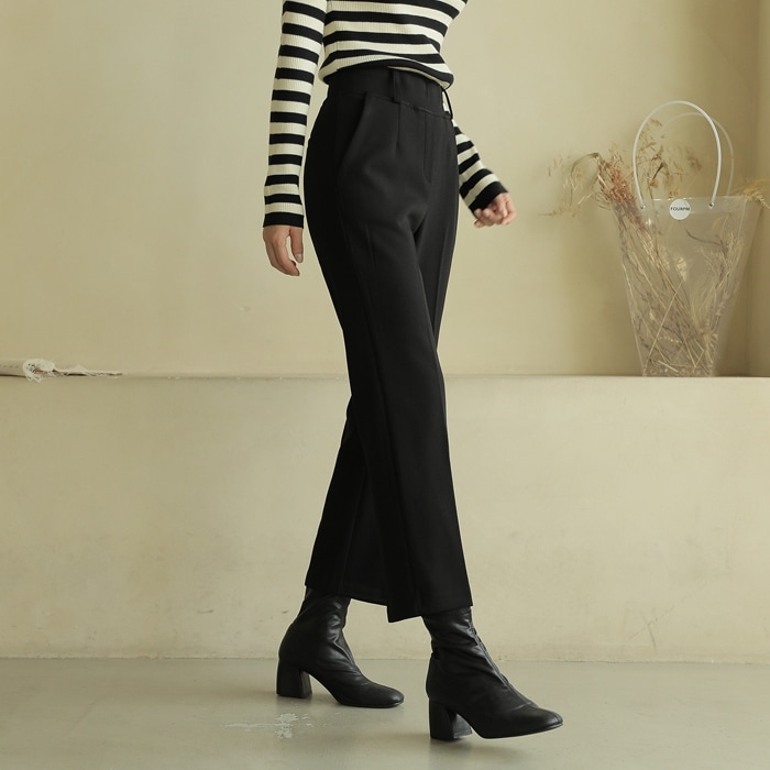 [韓国ファッション] 裏起毛 隠しウエストゴム タックストレートスラックス