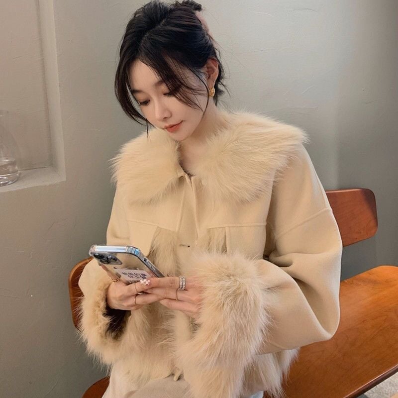 新作 イミテーション キツネ毛 ファージャケット アウター レディースファッション ショート丈 トップス フェイクファー 毛皮コート 体型カバー
