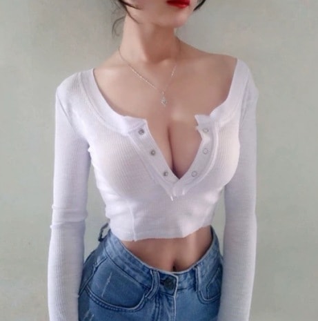 ショート丈長袖トップス カットソー 長袖 Vネック ぼたん 伸縮性生地 ホワイト ピンク 流行り シンプル カジュアル 上品 おしゃれ かっこいい クール セクシー レトロ アジアン 6,012円
