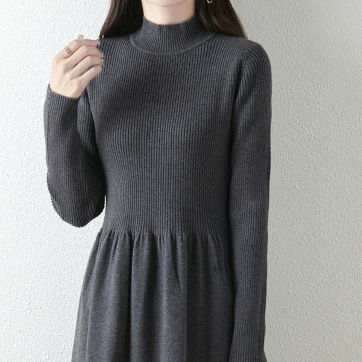 ワンピース ミモレ丈スカート ニットワンピース 長袖 ハイネック ウエストマーク 切り替えデザイン ニット ロング丈 かわいい 大人可愛い きれいめ シンプル 上品 おしゃれ かっこいい カジュアル