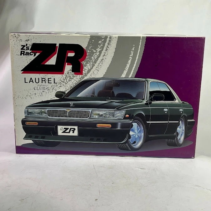 【未組立】アオシマ C33 ローレルメダリスト クラブL 1/24 未組み立て箱日焼けあり