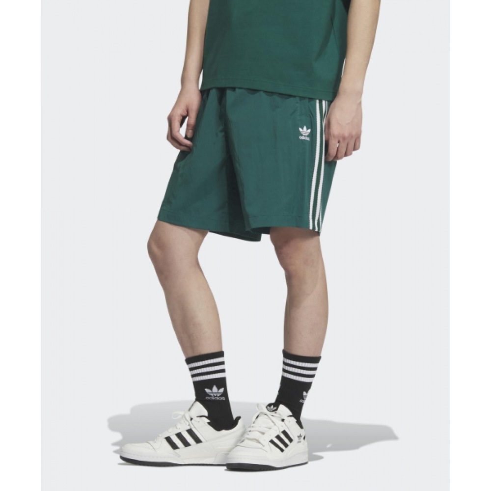 アディダスウーブンショートパンツ-グリーン/KC0155