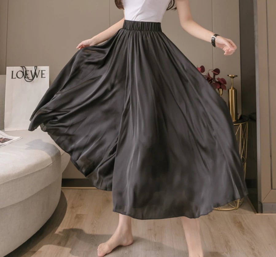 ボトムス パンツ ズボン クロップドパンツ 9分丈 ストレート ハイウエスト 薄手 かわいい 大人可愛い きれいめ シンプル カジュアル 大人 上品 おしゃれ お洒落 大人可愛い 大人女子 こなれ感