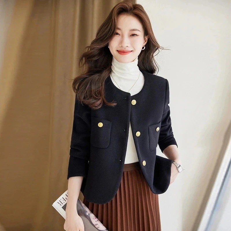 レディーストレンドジャケット 小柄短めピンクコート 日常着用に最適