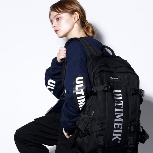 7900 Backpack Black 15,884円