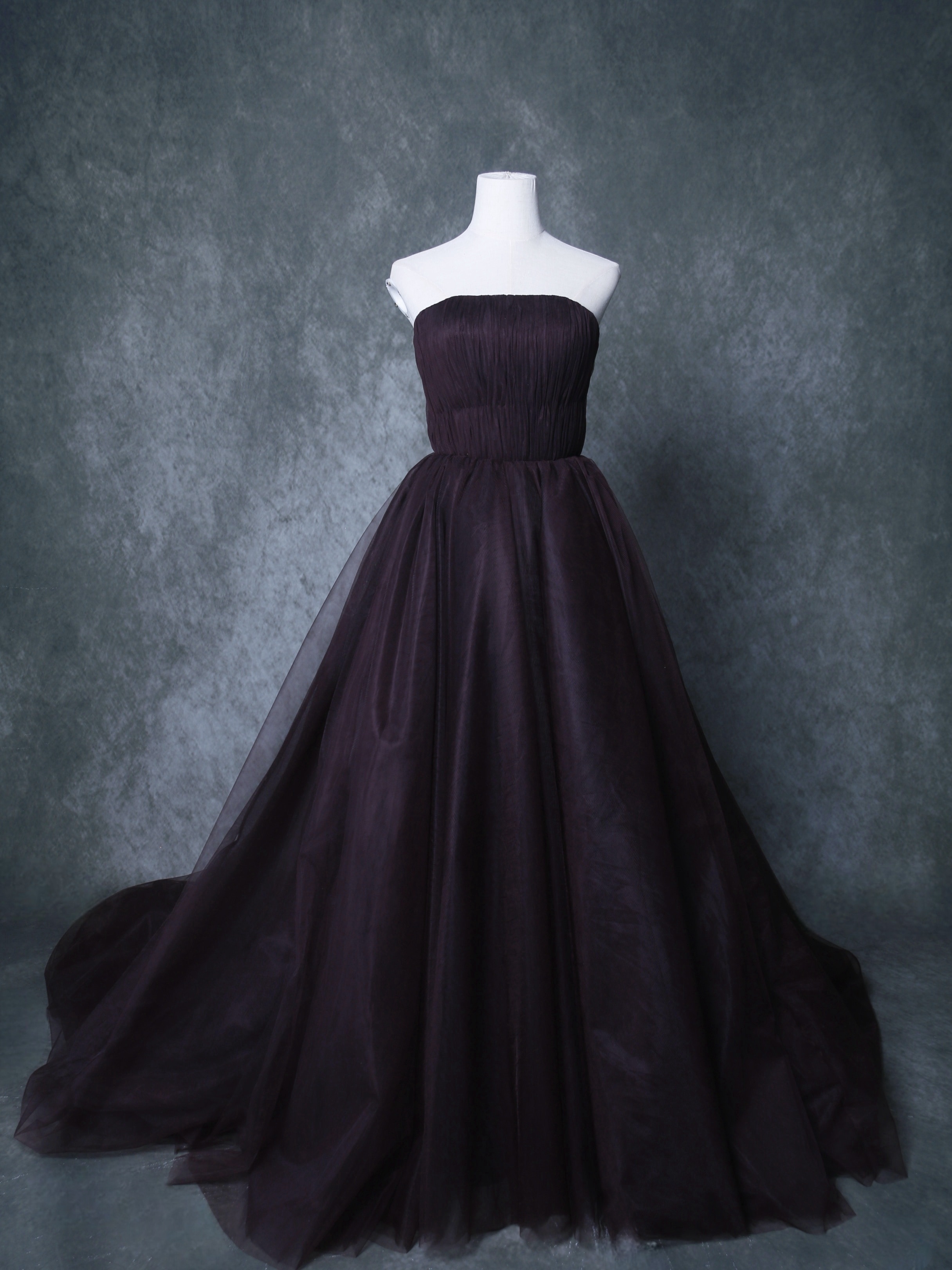 上品！パーティードレス コーヒーの色 ベアトップ 編み上げ トレーン 花嫁/二次会