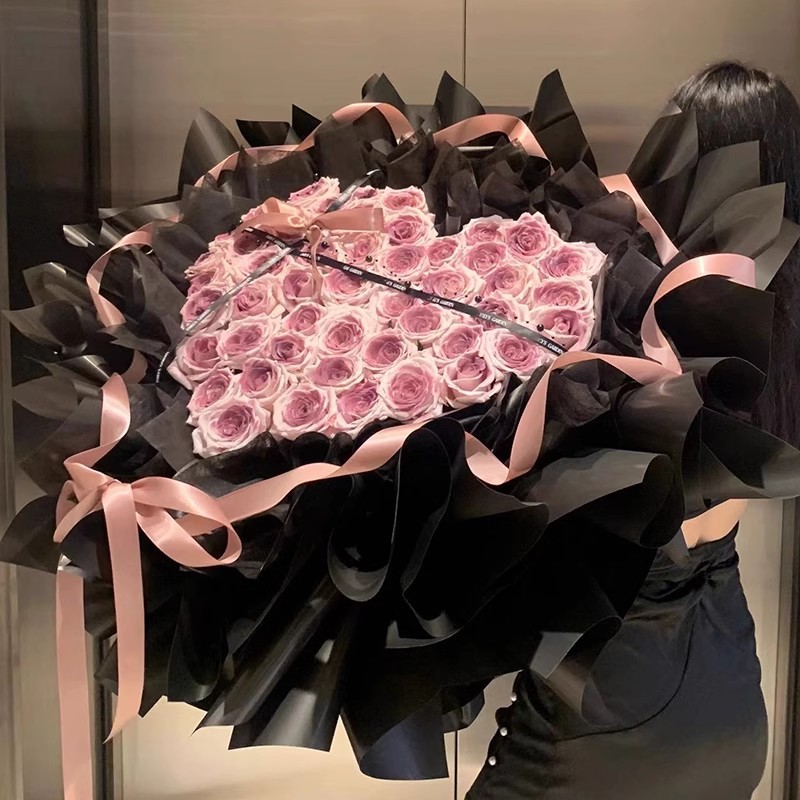 永遠のバラの花束模擬ソープフラワー感覚の婚約ギフト女の子友人親友への中国のバレンタインデーの誕生日ギフト