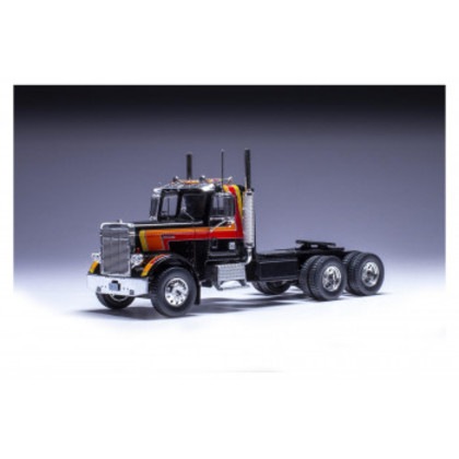 IXO B 1/43スケール フリートライナー FLC 120 64 T 77 ブラック TR186