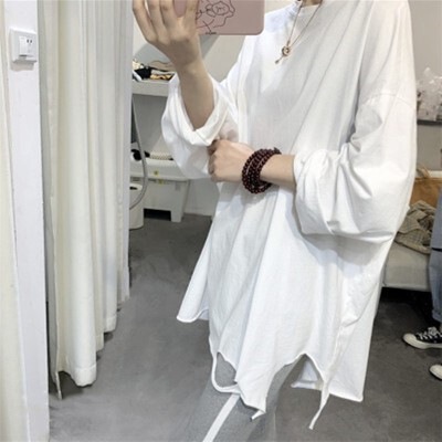 トップス デート Tシャツ カットソー 白トップス 袖あり 長袖 かわいい 大人可愛い きれいめ シンプル カジュアル 大人 上品 おしゃれ お洒落 主役級 存在感 春 秋 10代 20代 30代