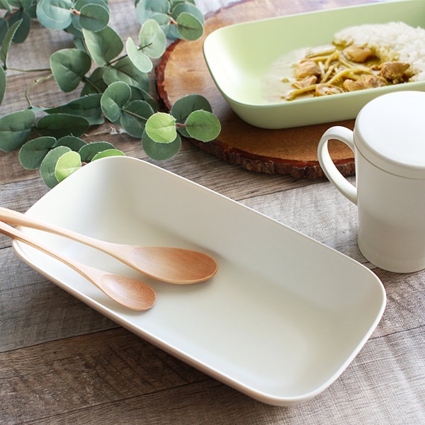 生まれのブランドで カレー＆パスタ皿 26cm プラスチック カームディッシュ 皿 食器 洋食器 日本製 （ 電子レンジ 食器