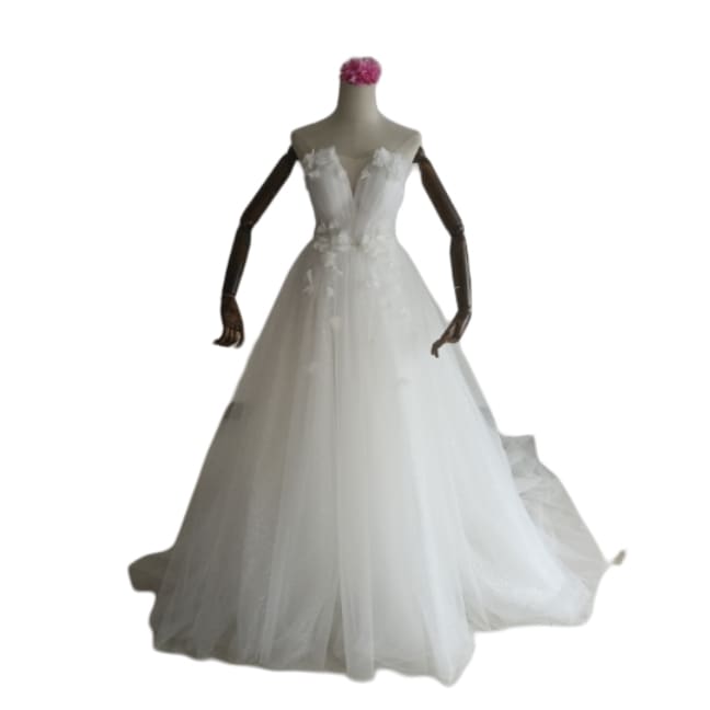 美品！ウエディングドレス ベアトップ 花モチーフ 立体レース刺繍 キラキラチュール Aライン 結婚式 前撮り