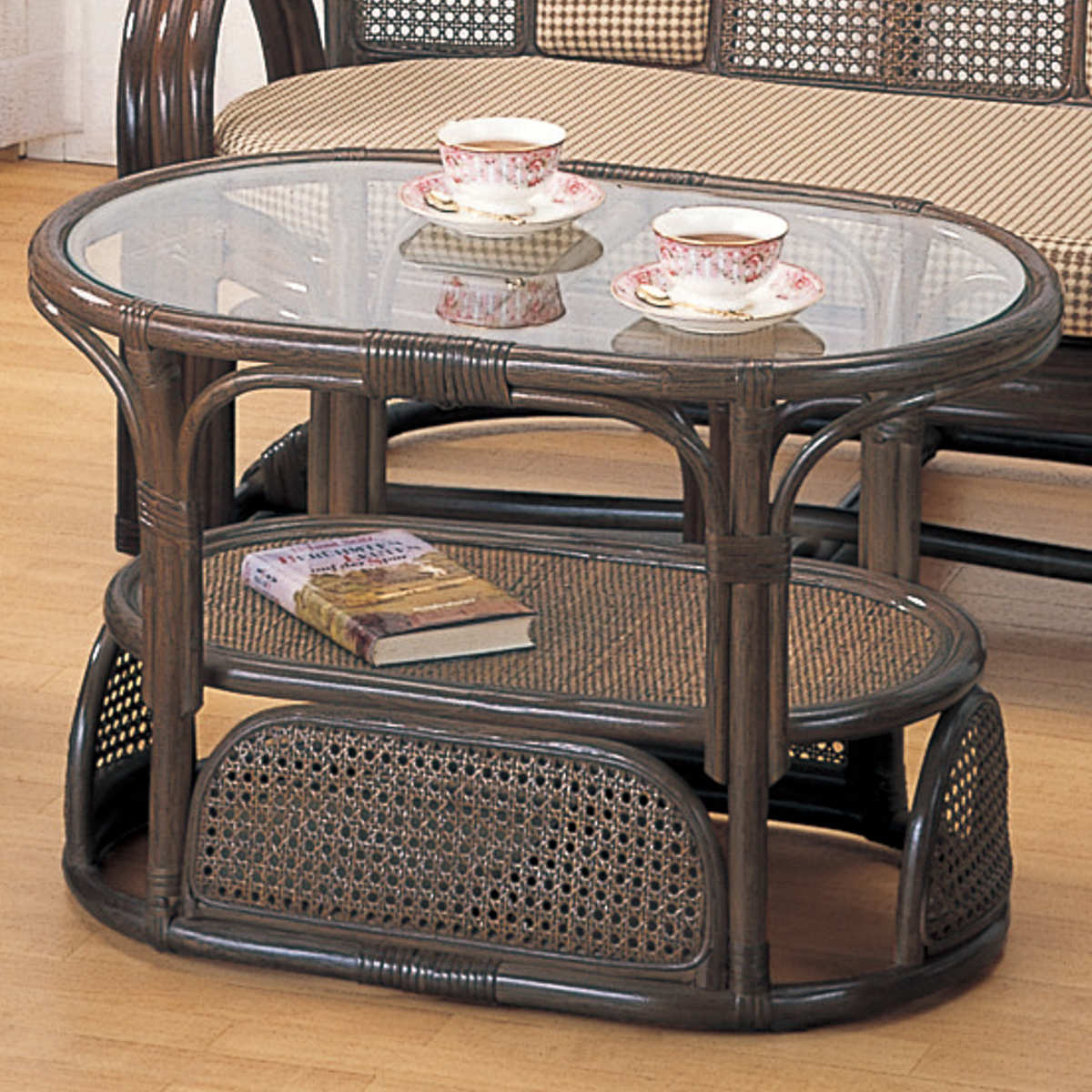 籐 ローテーブル オーバル型 ガラス天板 幅75cm センターテーブル コーヒーテーブル オーバル 机 つくえ 籐編み 籐製 リビングテーブル ガラステーブル 棚 おしゃれ 完成品