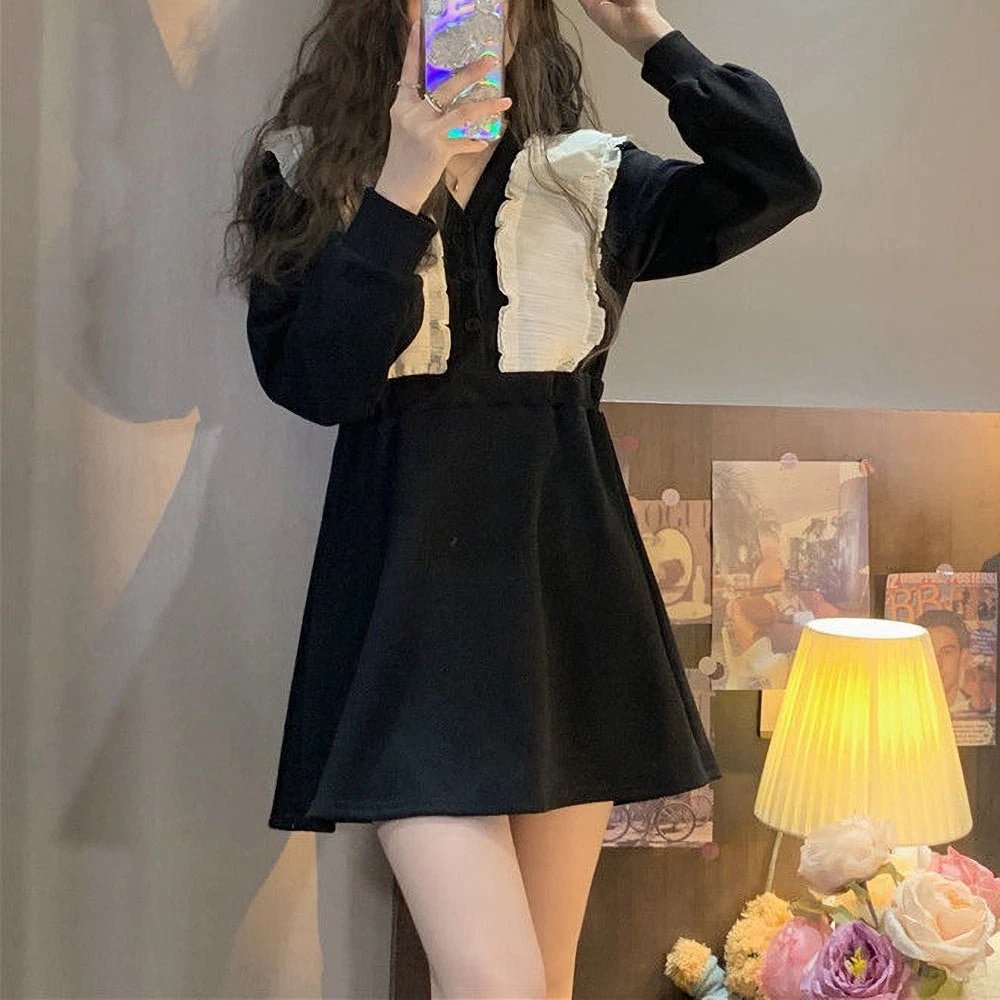 秋冬新作Vネックフリルステッチワンピース