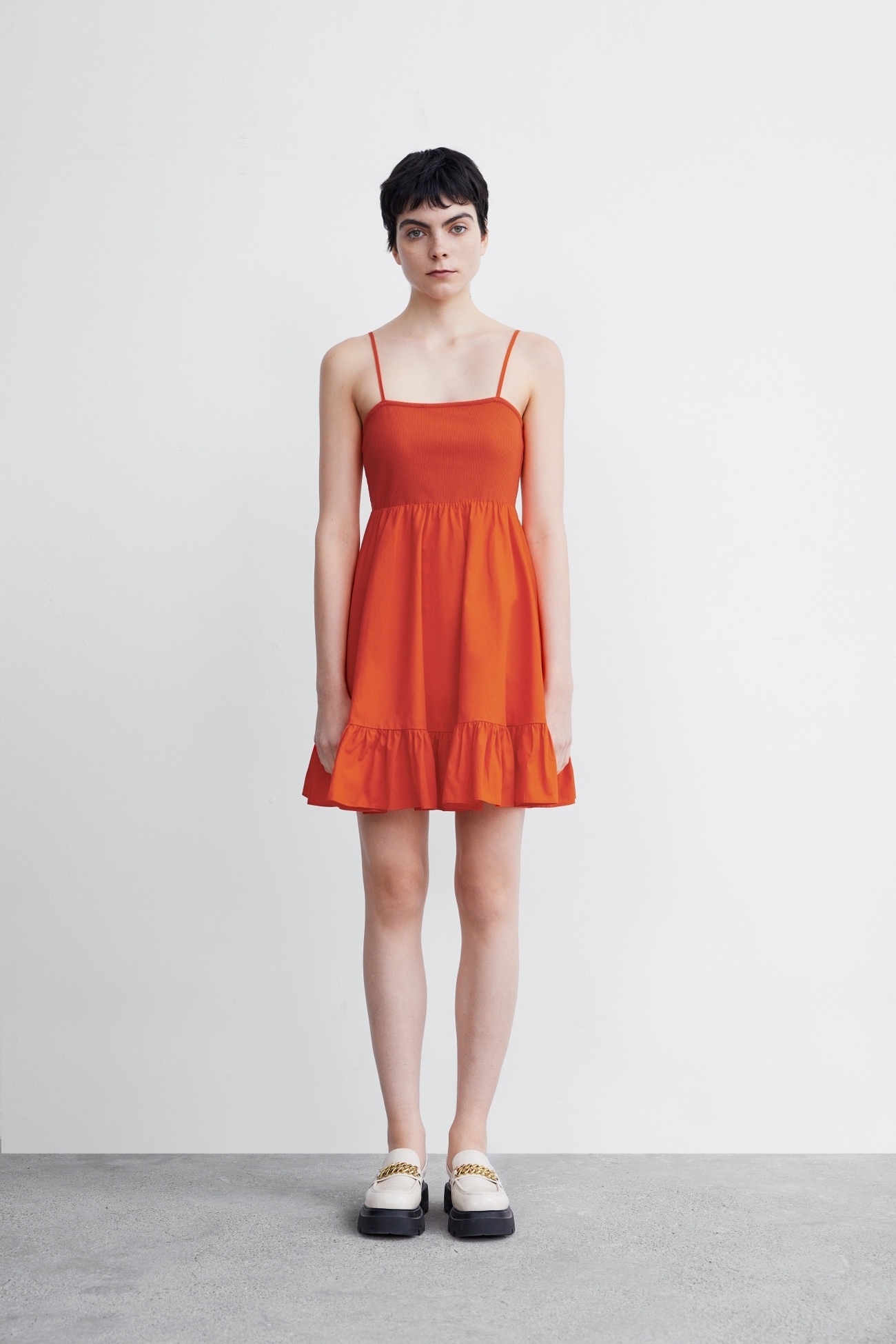 春 夏 婦人服 カジュアル 細ステッチ サスペンダーワンピース オレンジ ブルー ホワイト XS S M L XL ワンピース 膝上 袖あり 長袖 かわいい 大人可愛い きれいめ シンプル カジュアル