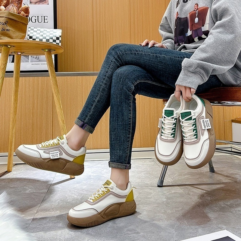 厚底 ダットスニーカー 美脚 スニーカー トレンド カジュアルシューズ 靴 レディース 通学/通勤 韓国靴 シューズ トレンド 運動靴