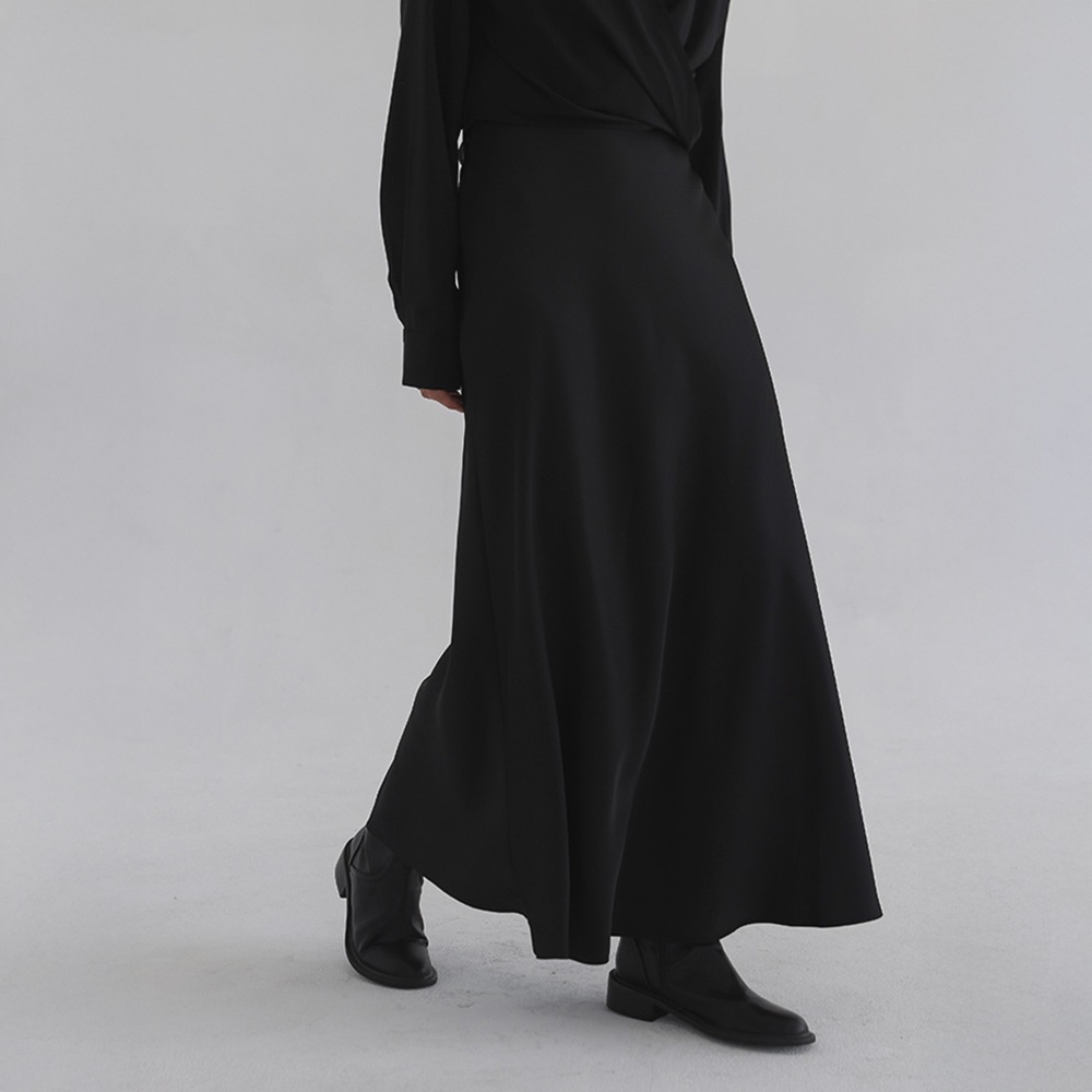 オーボエサテンバンディングフレアロングスカート