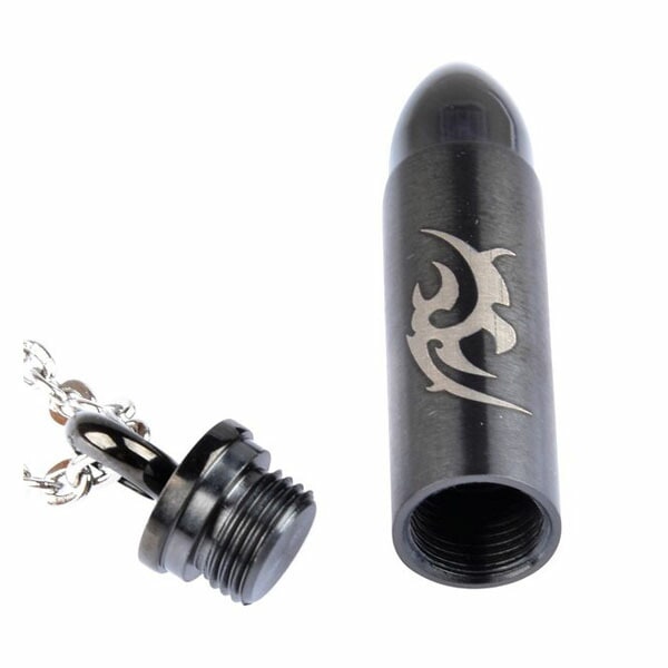 トライバル弾丸ピルケース ペンダントトップ 黒色 ブラック 銃弾 ライフル 立体 3D 拳銃 蓋が開きます サージカルステンレス316L ネックレス パーツ 男性 女性 stt00-00-0238