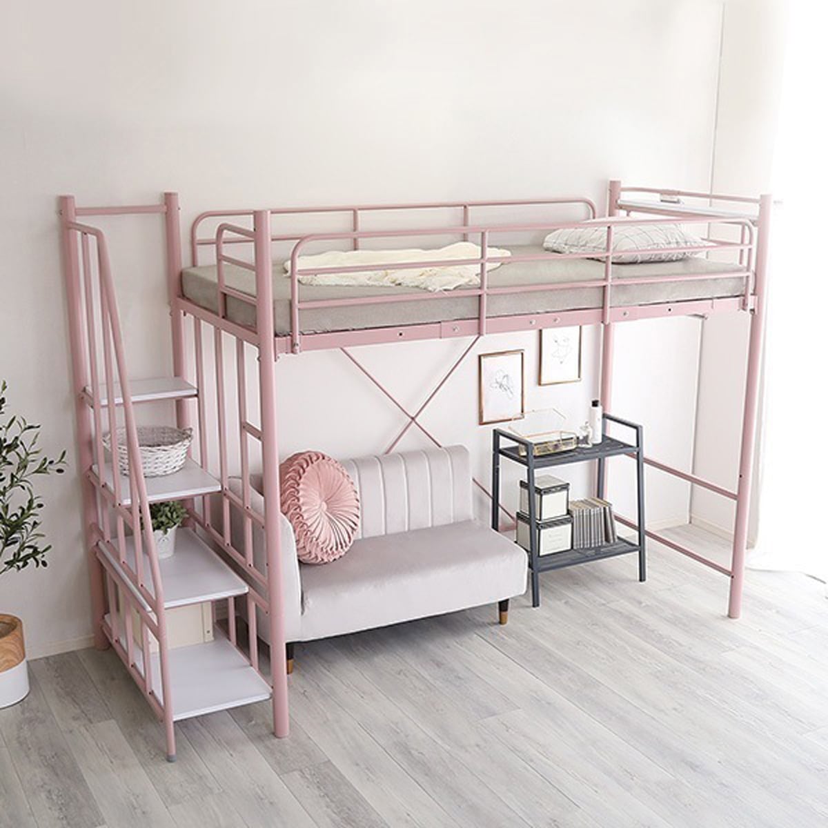 大人かわいいインテリア 階段付き パイプロフトベッド 高さ調整可能 2口コンセント宮棚付き