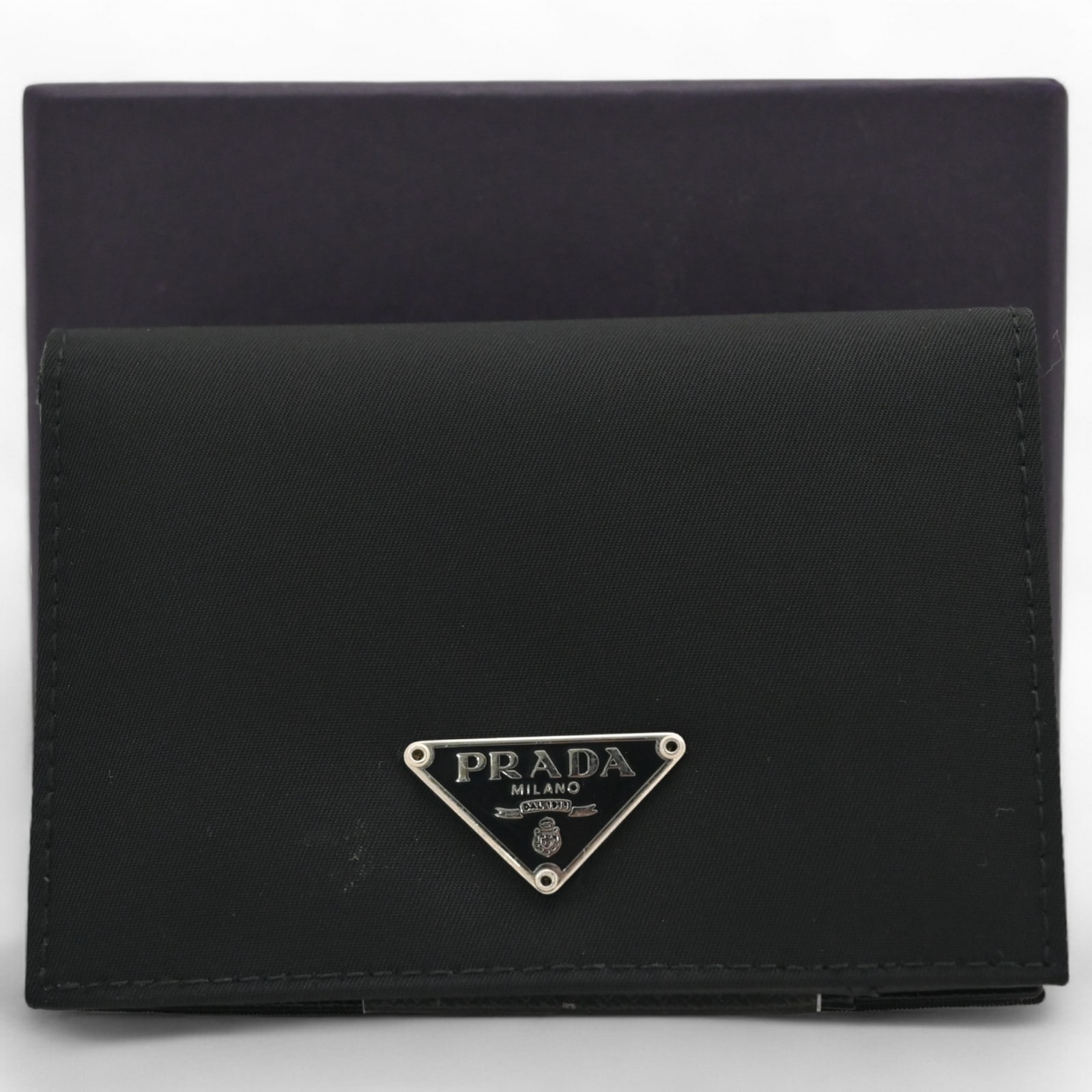 プラダ カードケース トライアングルプレート Aランク pr8809bf