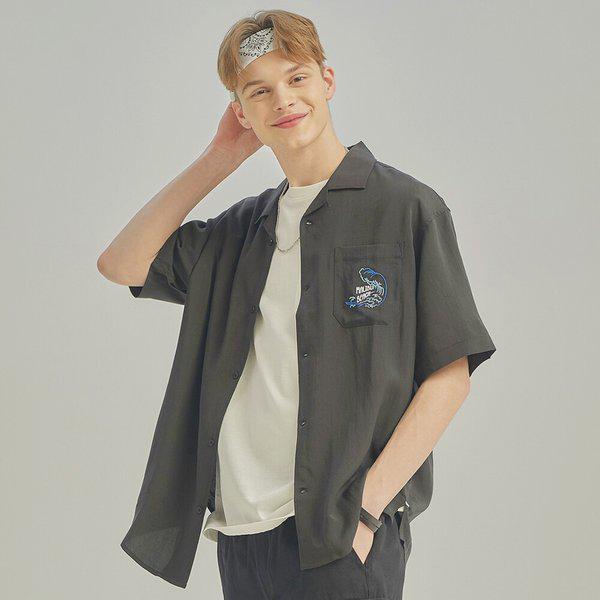 ユニ刺繍半袖シャツ (WHYAA2630U-T)