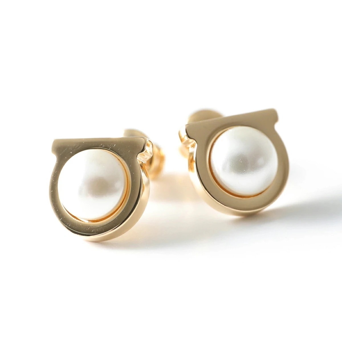 FERRAGAMO フェラガモ ピアス 76 0121 レディース スタッド ガンチーニ パール アクセサリー 001