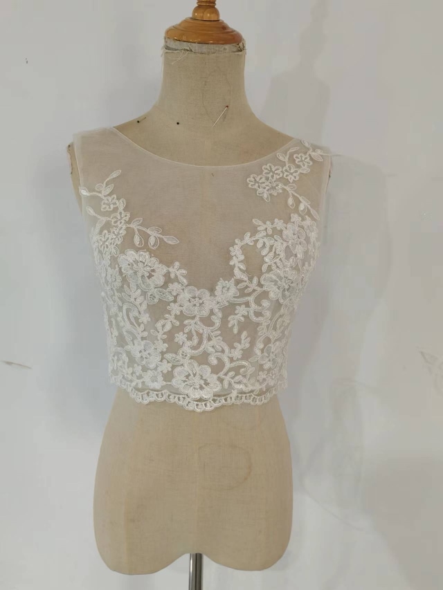 大人気上昇ウエディングドレス 可憐な花刺繍のトップス ボレロ 花嫁/ウェディングドレス/ブライズメイド/結婚式/披露宴