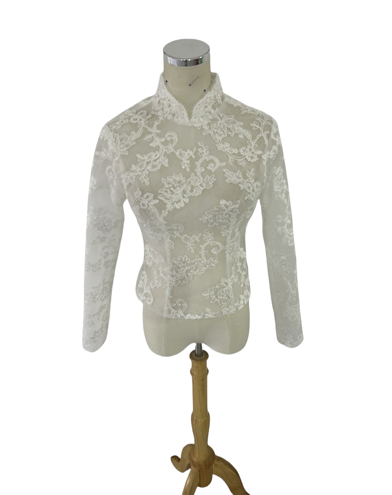 ボレロ 美しい花レース ハイネック くるみボタン ロングスリーブ 前撮り ウェディングドレス