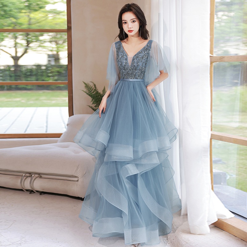 ブルーイブニングドレスライト高級ニッチハイエンドホスト宴会気質社交界ハイエンドセンス2024新しいロングスタイル