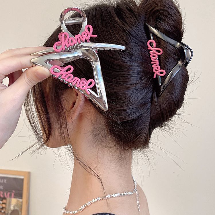 韓国の甘いクールなレターメタル高品質クリップ大きなシンプルなヘアピン女の子サメクリップヘアアクセサリー卸売