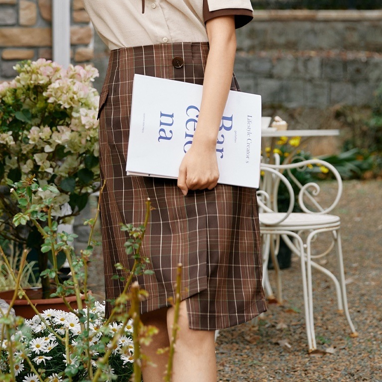 スカート ペンシルスカート 膝丈 ひざ丈 膝上 不規則丈 切り替えデザイン ハイウエスト かわいい 大人可愛い きれいめ シンプル カジュアル おしゃれ お洒落 かっこいい 大人女子 ラブリー