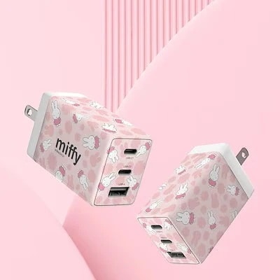 【新品入荷】ミッフィー 65W 3ポート 折りたたみ式電源アダプター充電器