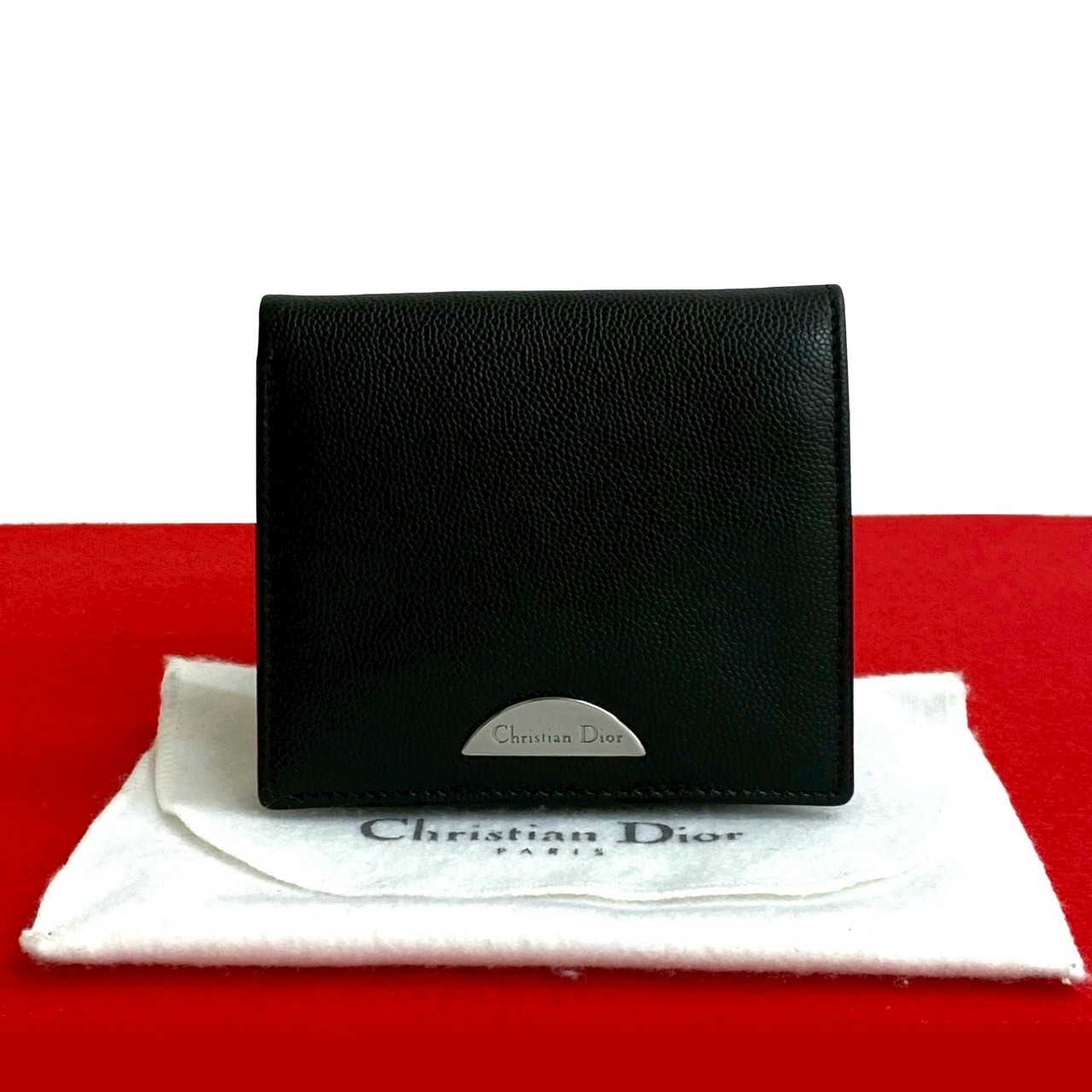 ロゴ 金具二つ折り財布 レザー ブラック 29110