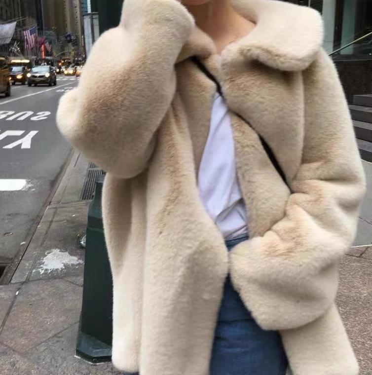韓国 2024 冬の新ミンクぬいぐるみ肥厚大きな白クマラペルミッドレングスの毛皮のコート女性のための 6,248円
