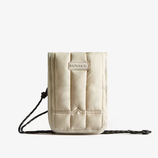 返品交換不可 期間限定セール ハンター HUNTER イントレピッド パファー フォーンポーチ スマホポーチ ショルダー UBP1164KBM-WHW 5,916円