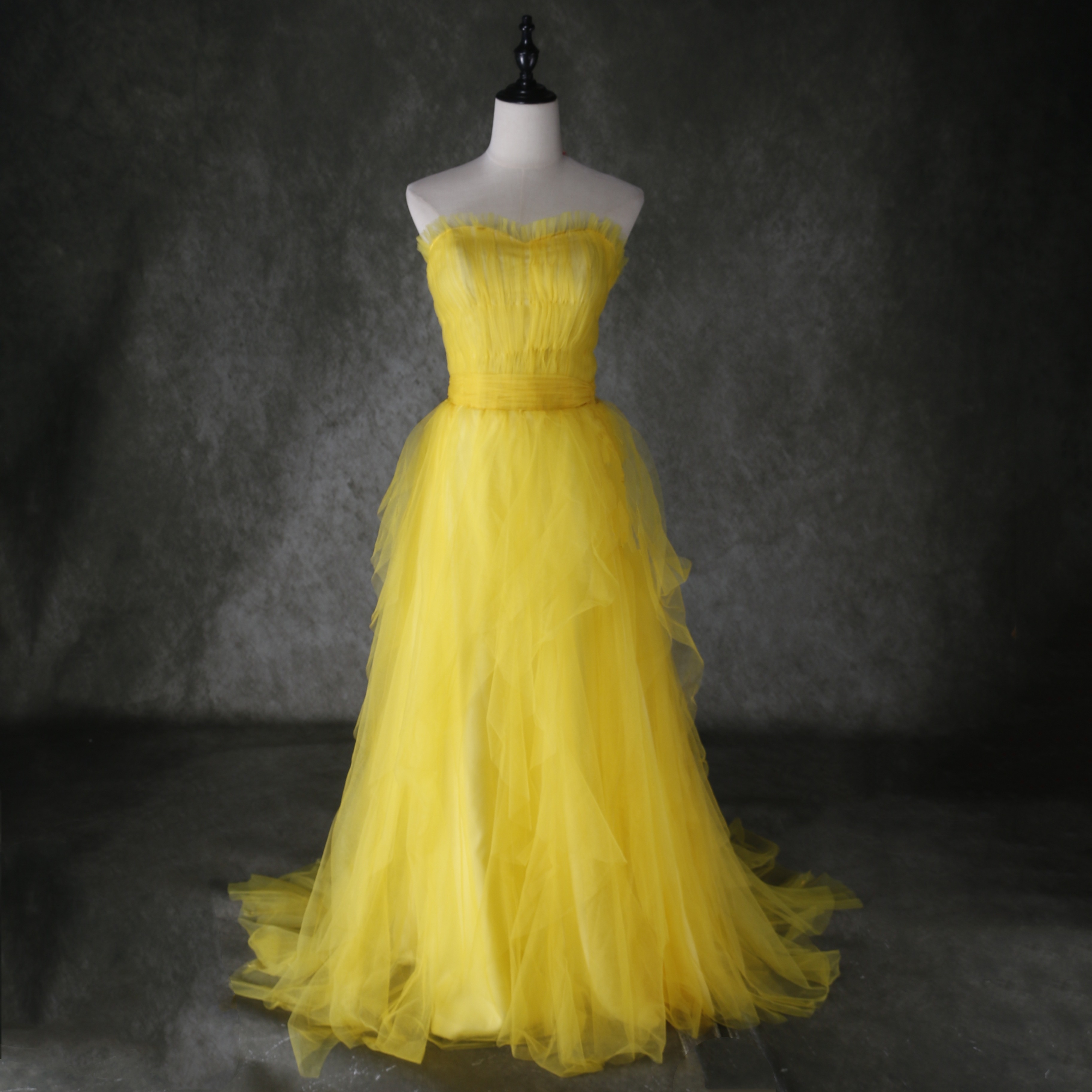 エレガント ベアトップ カラードレス プリンセスライン ラッフルフリル 花嫁 /結婚式/ 演奏会/ 2次会