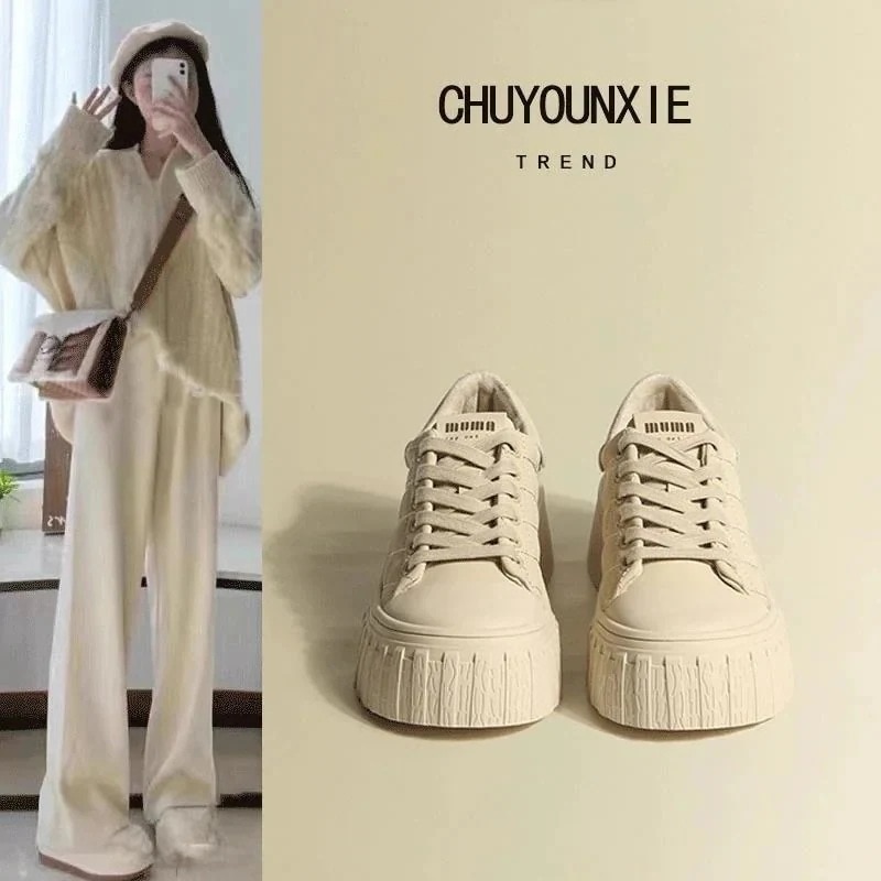 韓国ファッション 小香風 ins リンジ 百掛け ジェントルスタイル スニーカー 轻便 快適 通気性 フラットシューズ 美脚 身長アップ 厚底靴 今年の流行