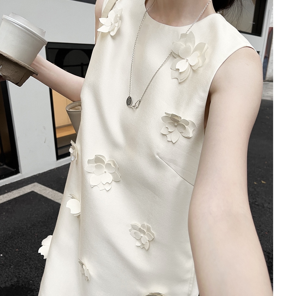 韓国デザイン夏物新作おしゃれラウンドネックノースリーブ着痩せワンピース