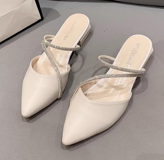 レディース ミュール 3cm ローヒール フラット ぺたんこ ポインテッドトゥ 大人可愛い きれいめ 上品 おしゃれ エレガント 春 夏 オールシーズン 無地 デート お出かけ イベント デイリー