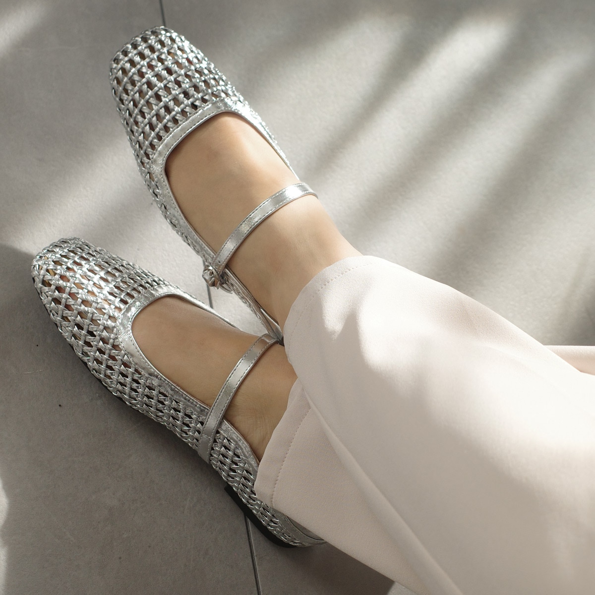 ストラップメリージェーンパンプス レディース